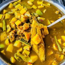 ขนมจีน (แกงไตปลา)