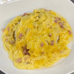 ข้าวไข่ข้นแฮม