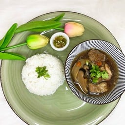 ข้าวหมูตุ๋นเฮียเตี้ย