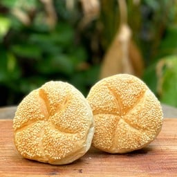 Sesame Roll
