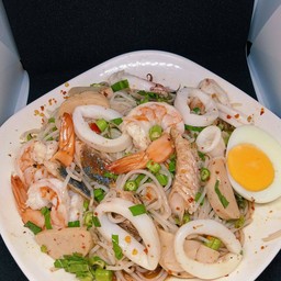 ยำขนมจีนรวมมิตร