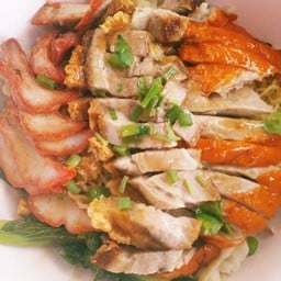 บะหมี่รวมทุกอย่าง