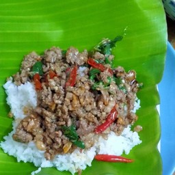 ข้าวราดกะเพราหมู