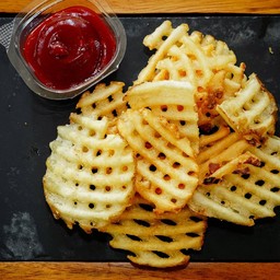WAFFLE FRIES