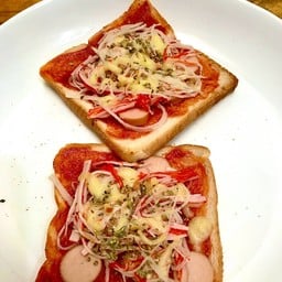 พิซซ่าโฮมเมด