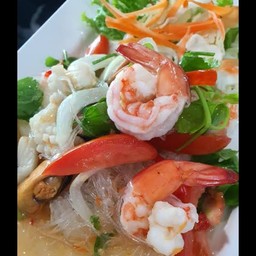 ยำวุ้นเส้นทะเล   รวมมิตร