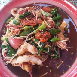 ตำป่าข้าวปุ้นหอยดอง
