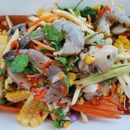 ยำหอยนางรม+กุ้งสด