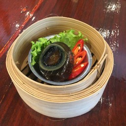ไข่เยี่ยวม้านึ่งพริก