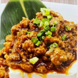 Cold Tofu with spicy pork
