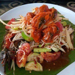 ตำซั่วปูปลาร้า + หอยดอง