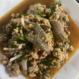 ลาบหมูใส่ตับ