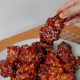 ไก่หมาล่า 5ชิ้น แถมฟรีกิมจิพร้อมหัวไชเท้าดอง