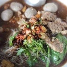ก๋วยเตี๋ยวน้ำใสลูกชิ้นปลาคุณมายด์