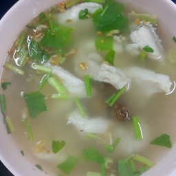 เกาเหลาเนื้อปลาเก๋า