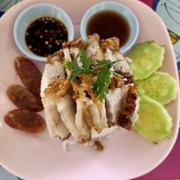 มิลินท์ ข้าวมันไก่ 6395 แม่ฟ้าหลวง