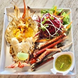 กุ้งแม่น้ำเผาสดใหม่