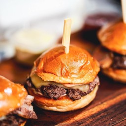 3 MINI SLIDERS