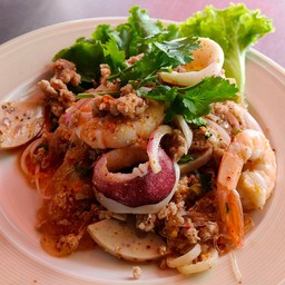 ลาบทะเล,(กุ้ง+หมึก)