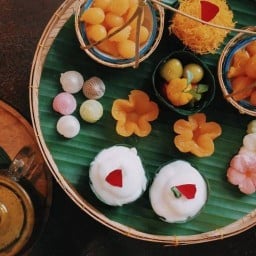 แม่นมจุน - กล้วยทอด & ขนมหวาน