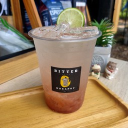 สตอเบอรี่โซดา