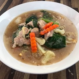 ราดหน้าหมู