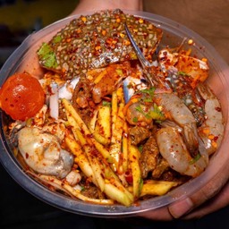 ยำมะม่วงสองสหาย  ปูม้าXกุ้ง