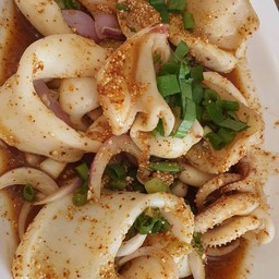 ลาบปลาหมึก