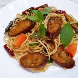 สปาเก็ตตี้ไส้อั่วพริกแห้ง
