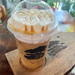 ป่ากลางเมือง Café & Co-working Space ร้านกาแฟ