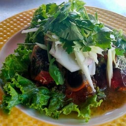 ยำไข่เยี่ยวม้า