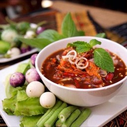ยำหอยดอง