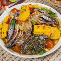 ยำปูม้า 3 ตัว