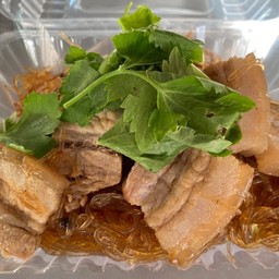 สามชั้นอบวุ้นเส้น