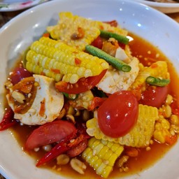 ตำข้าวโพดไข่เค็ม