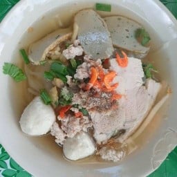 ก๋วยเตียวยายนัน