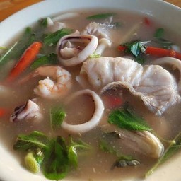 ต้นยำรวมมิตรน้ำใส
