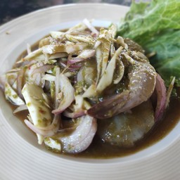 ยำกุ้งสด