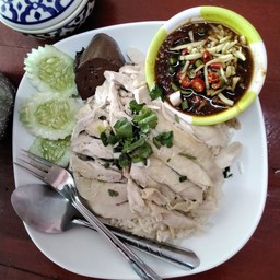 ข้าวมันไก่ต้มพิเศษ