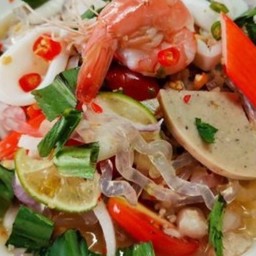 ยำเส้นแก้วรวมมิตร