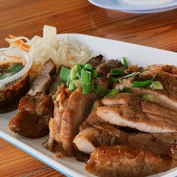 คอหมูย่าง