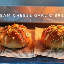 ขนมปังกระเทียมครีมชีส