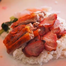 ข้าวหน้าเป็ด-หมูแดง