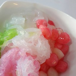 สลิ่มสามสหาย