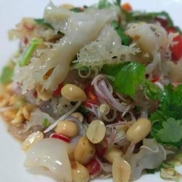 ยำแมงกะพรุนทะเล