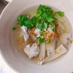 ก๋วยจั๊บน้ำใส (ธรรมดา)