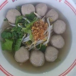 เกาเหลาลูกชิ้นหมูโกเด้ง