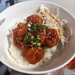 ไก่ผัดซอสโกชูจังราดข้าว