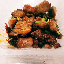 ชุดหมูทอดน้ำพริกเผา