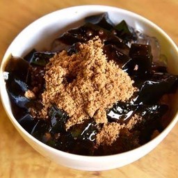 เฉาก๊วยน้ำเชื่อมโบราณ